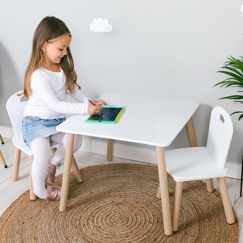 Set masuta si doua scaune pentru copii, Athena, Din lemn, FreeON, Alb