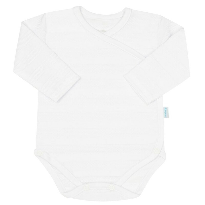 Set pentru bebe, New Baby, I AM, 7 piese, Cu botosei, jacheta maneca lunga, caciulita, body cu maneca lunga, pantalonasi si salopeta cu botosei si manusi, 100% bumbac, Marime 56, 0-3 luni, White