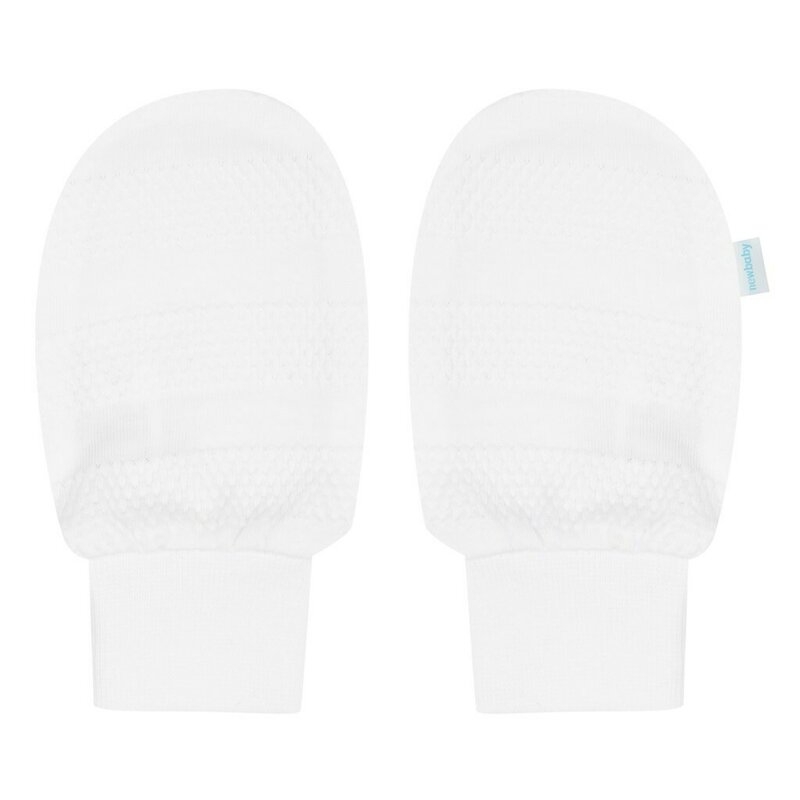 Set pentru bebe, New Baby, I AM, 7 piese, Cu botosei, jacheta maneca lunga, caciulita, body cu maneca lunga, pantalonasi si salopeta cu botosei si manusi, 100% bumbac, Marime 56, 0-3 luni, White