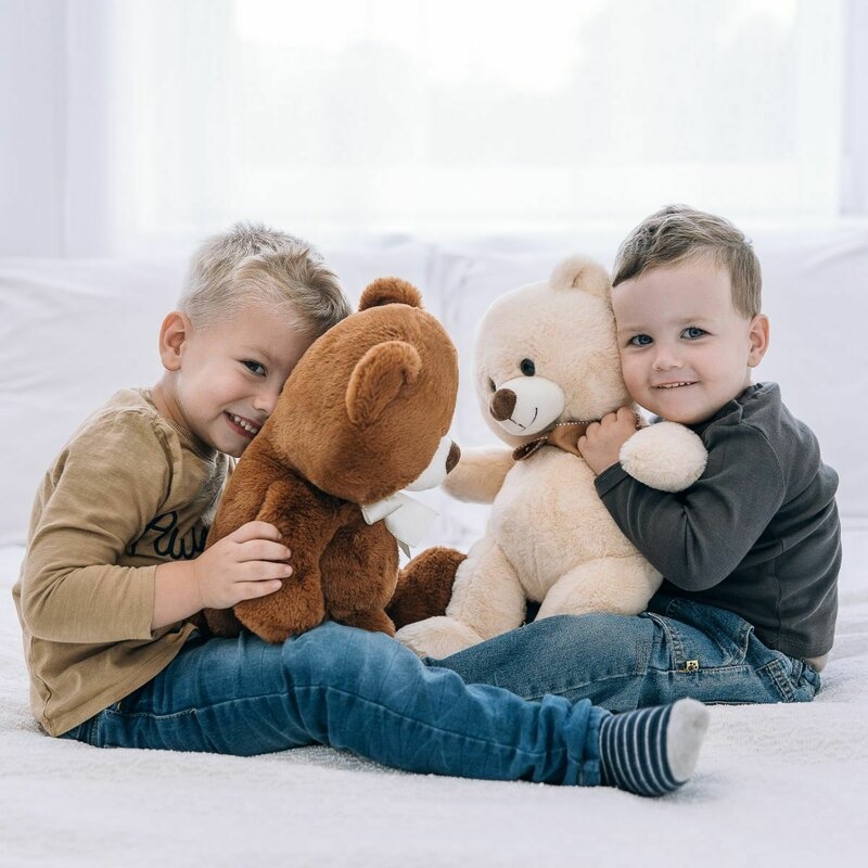 Ursulet de plus, Free2Play, Cosy, Moale, Cu fundita eleganta in jurul gatului, 45 cm, 0 luni+, Beige