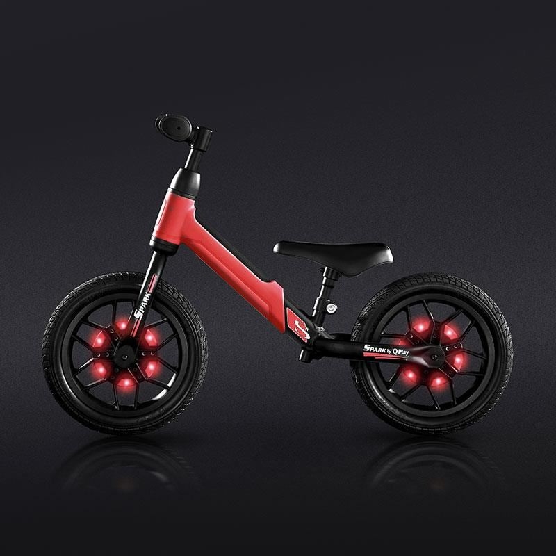 Bicicleta Balance bike Spark, Rosu, Qplay Bicicleta Balance bike Spark, Rosu, Qplay