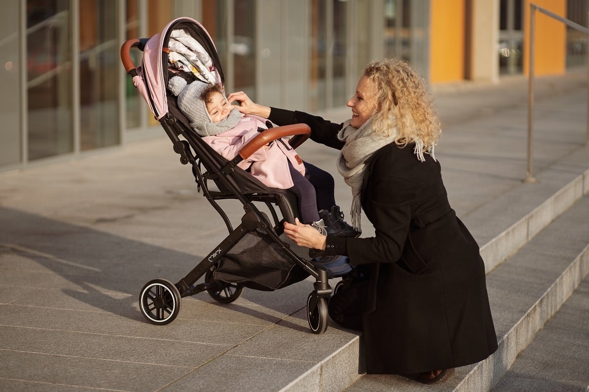 Carucior sport Estelle, Momi, Pink Carucior sport Estelle, Momi, Pink