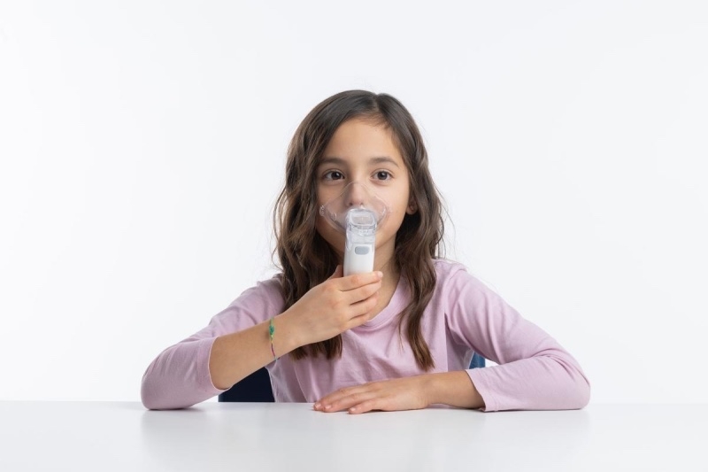 Aparat de aerosoli portabil si reincarcabil pentru adulti si copii Mesh NE1012, Laica Aparat de aerosoli portabil si reincarcabil pentru adulti si copii Mesh NE1012, Laica