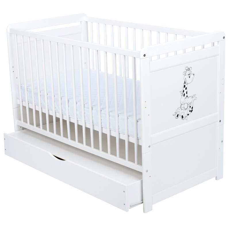 Babyneeds - Patut din lemn Nadia II Girafa 120x60 cm, multifunctional, cu sertar, Alb + Saltea 8 cm
