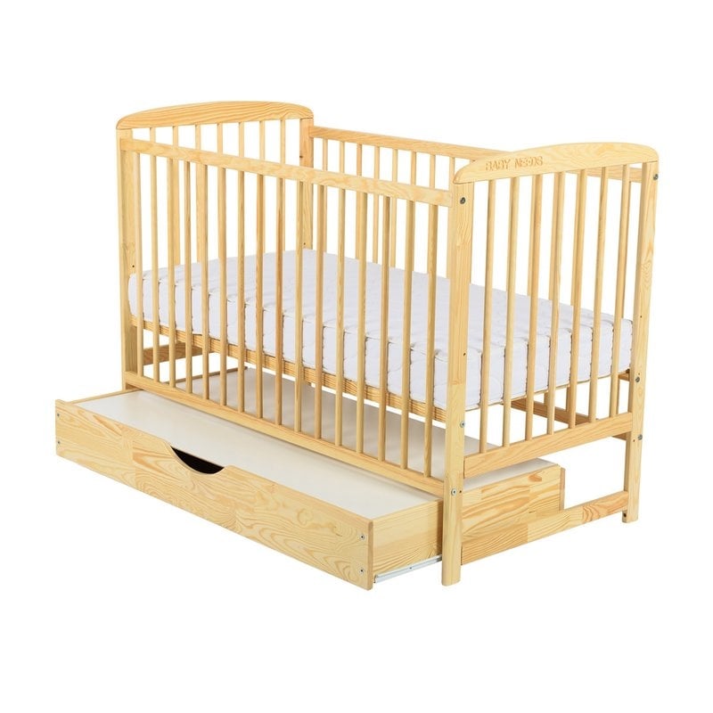 BabyNeeds - Patut din lemn Ola 120x60 cm cu sertar Natur BabyNeeds - Patut din lemn Ola 120x60 cm cu sertar Natur