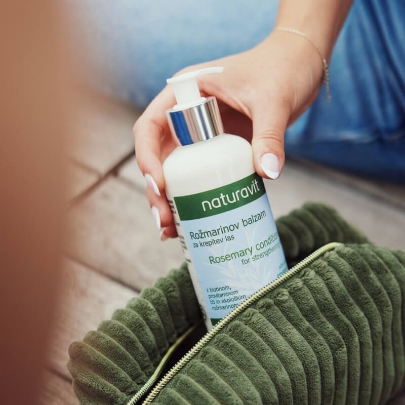 Balsam Cu Rozmarin Revitalizare Profunda Si Vaitalizarea Parului, 300 ml, Naturavit Balsam Cu Rozmarin Revitalizare Profunda Si Vaitalizarea Parului, 300 ml, Naturavit