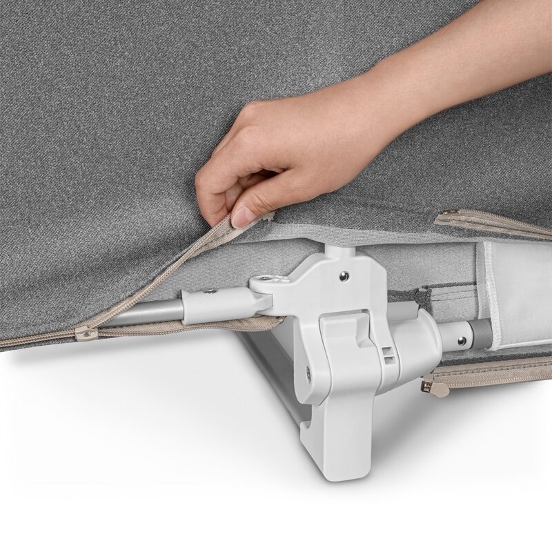 Bariera de protectie pentru pat, Lionelo, Lora XL, Pliabila, Sistem de blocare StandSafe, Geanta de transport inclusa, 150x46 cm, Conform cu BS 7972:2001+A1:2009, Gri Bariera de protectie pentru pat, Lionelo, Lora XL, Pliabila, Sistem de blocare StandSafe, Geanta de transport inclusa, 150x46 cm, Conform cu BS 7972:2001+A1:2009, Gri