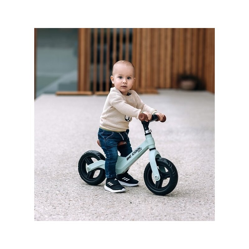 Bicicleta fara pedale, FreeON, Be Cool Mini, Cu ghidon si sa reglabile, Roti din EVA, Pana in 30 Kg, Roti 8 inch, 12 luni+, Verde Bicicleta fara pedale, FreeON, Be Cool Mini, Cu ghidon si sa reglabile, Roti din EVA, Pana in 30 Kg, Roti 8 inch, 12 luni+, Verde
