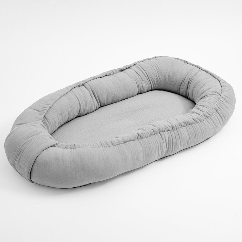 Cosulet bebelus, New Baby, Pentru dormit, Baby Nest 80 x 50 cm, Din muselina, Din materiale certificate Oeko Tex Standard 100, Light Grey Cosulet bebelus, New Baby, Pentru dormit, Baby Nest 80 x 50 cm, Din muselina, Din materiale certificate Oeko Tex Standard 100, Light Grey