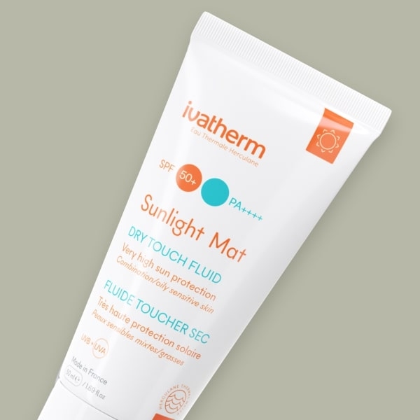 Crema hidratanta cu protectie solara Sunlight Mat, SPF 50+, 50 ml, Ivatherm Crema hidratanta cu protectie solara Sunlight Mat, SPF 50+, 50 ml, Ivatherm