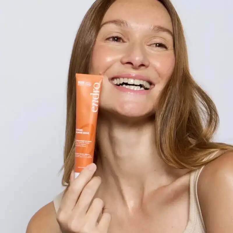 Crema iluminatoare pentru fata, 50 ml, Endro Crema iluminatoare pentru fata, 50 ml, Endro