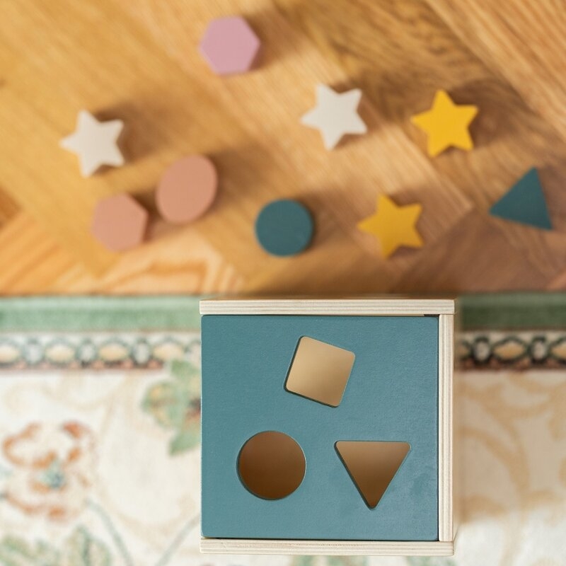 Cub de activitati, Petite&Mars, Gravity Wood of Mars, Cu 12 piese, 12 luni+, Multicolor Cub de activitati, Petite&Mars, Gravity Wood of Mars, Cu 12 piese, 12 luni+, Multicolor