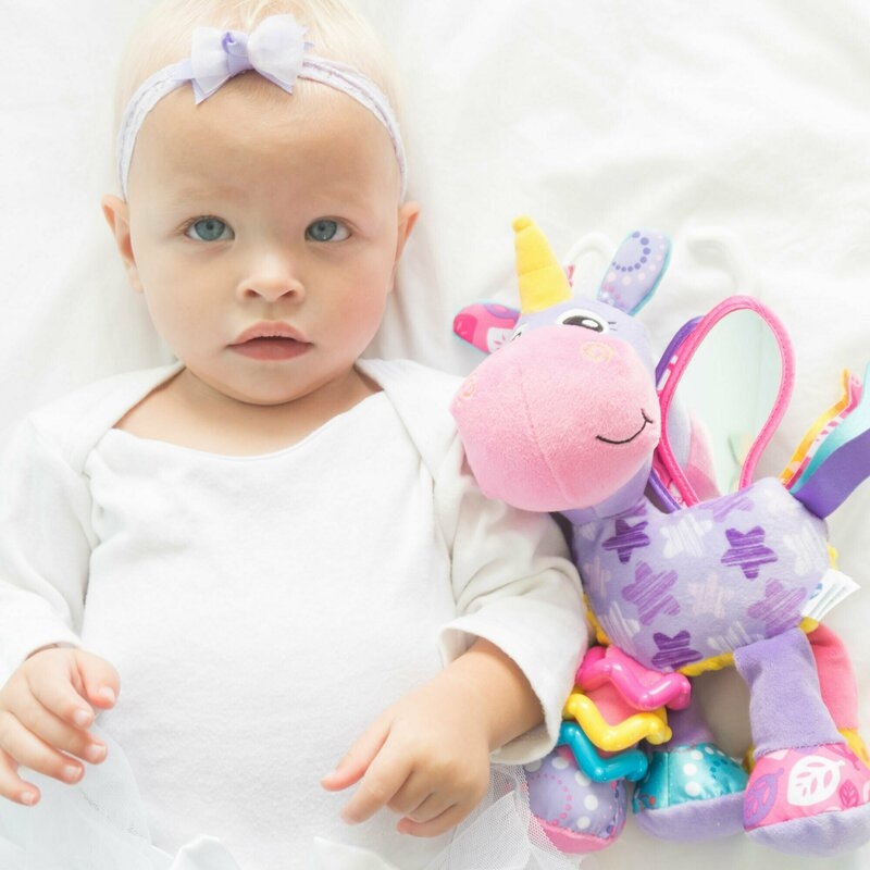 Jucarie pentru carucior, scoica auto si patut, Playgro, Cu jucarie de dentitie, Cu sunete, Activity Friend Stella Unicorn, 39 cm Jucarie pentru carucior, scoica auto si patut, Playgro, Cu jucarie de dentitie, Cu sunete, Activity Friend Stella Unicorn, 39 cm