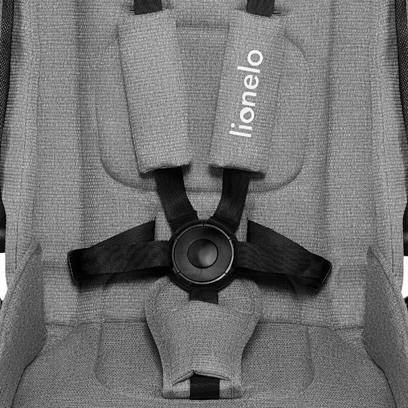 Lionelo - Carucior compact Mika, 3 in 1, Cadru din aluminiu, Cu landou intarit si salteluta moale, Scoica auto, Reversibil, Maner ajustabil, Huse pentru picioare, Plasa de tantari, Husa de ploaie, Pana la 22 kg, Gri Deschis Lionelo - Carucior compact Mika, 3 in 1, Cadru din aluminiu, Cu landou intarit si salteluta moale, Scoica auto, Reversibil, Maner ajustabil, Huse pentru picioare, Plasa de tantari, Husa de ploaie, Pana la 22 kg, Gri Deschis