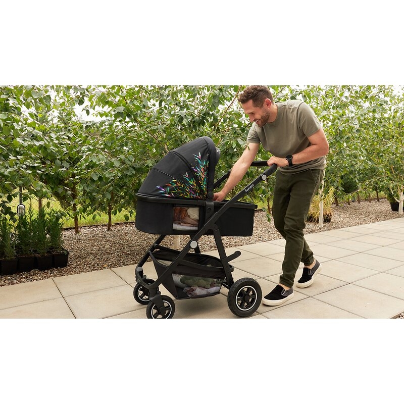 Lionelo - Carucior compact Amber Lovin, 2 in 1, Cadru din aluminiu, Cu landou intarit si salteluta moale, Scoica auto, Reversibil, Maner ajustabil, Huse pentru picioare, Plasa de tantari, Husa de ploaie, Geanta parinti, Pana la 22 kg, Negru Lionelo - Carucior compact Amber Lovin, 2 in 1, Cadru din aluminiu, Cu landou intarit si salteluta moale, Scoica auto, Reversibil, Maner ajustabil, Huse pentru picioare, Plasa de tantari, Husa de ploaie, Geanta parinti, Pana la 22 kg, Negru
