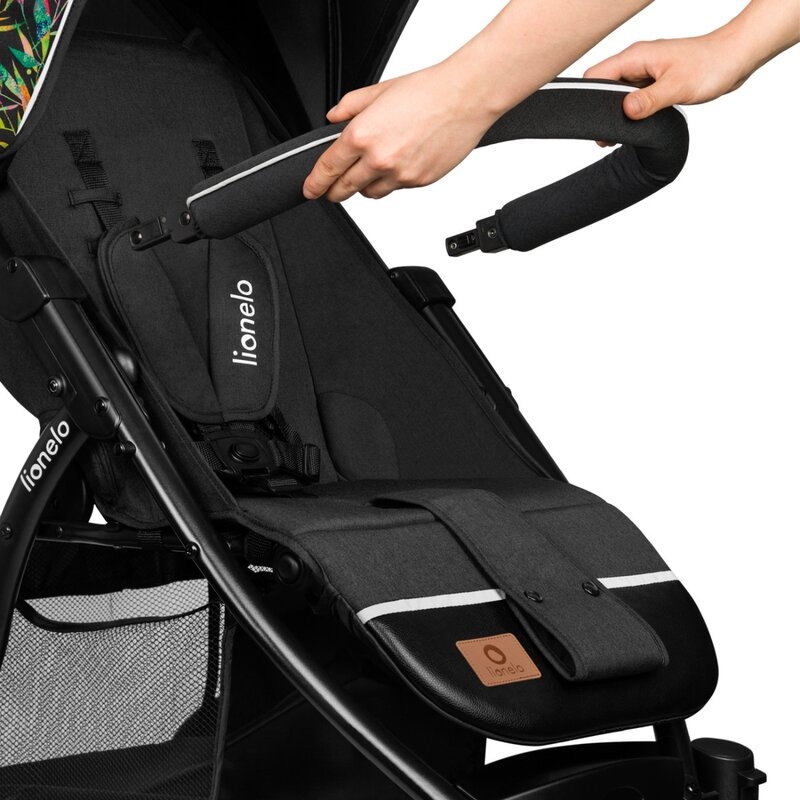 Lionelo - Carucior sport Annet Tour Dreamin, Editie Limitata, De la nastere, UPF 50+, Cu maner reglabil, Plasa de tantari, Suport biberon, Saculet pentru picioare, Pana la 22 kg, Negru Lionelo - Carucior sport Annet Tour Dreamin, Editie Limitata, De la nastere, UPF 50+, Cu maner reglabil, Plasa de tantari, Suport biberon, Saculet pentru picioare, Pana la 22 kg, Negru