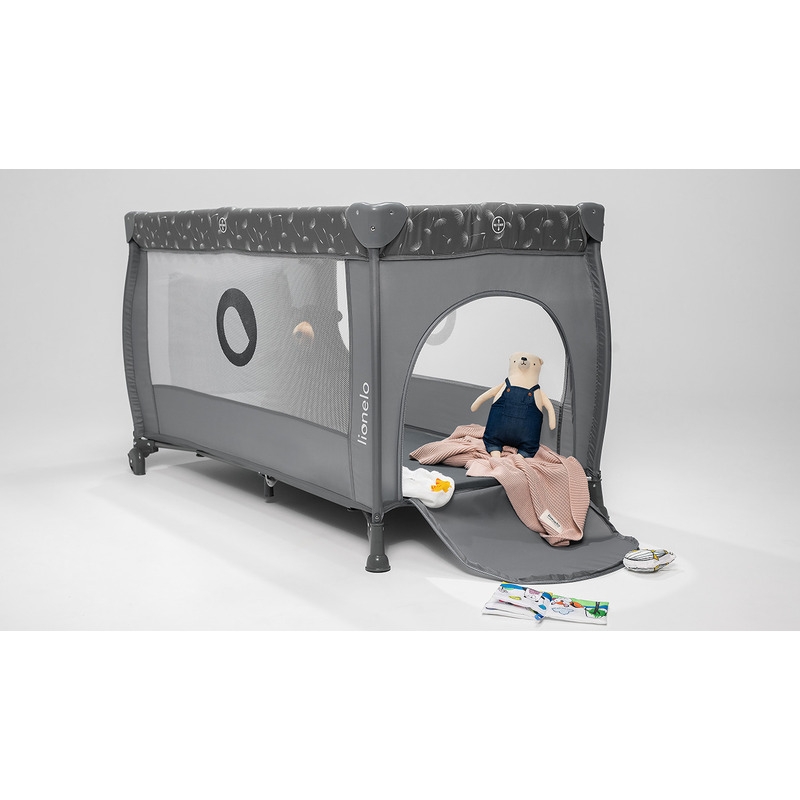 Lionelo - Patut pliant cu doua nivele, Stefi Plus, Cu intrare laterala cu fermoar, 2 roti, 120x60 cm, Conform cu standardul european de securitate EN 716, Gri Lionelo - Patut pliant cu doua nivele, Stefi Plus, Cu intrare laterala cu fermoar, 2 roti, 120x60 cm, Conform cu standardul european de securitate EN 716, Gri