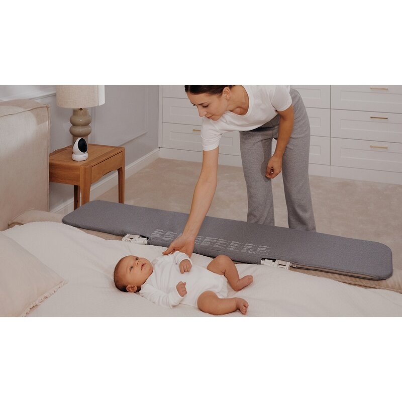 Bariera de protectie pentru pat, Lionelo, Lora XL, Pliabila, Sistem de blocare StandSafe, Geanta de transport inclusa, 150x46 cm, Conform cu BS 7972:2001+A1:2009, Bej Bariera de protectie pentru pat, Lionelo, Lora XL, Pliabila, Sistem de blocare StandSafe, Geanta de transport inclusa, 150x46 cm, Conform cu BS 7972:2001+A1:2009, Bej