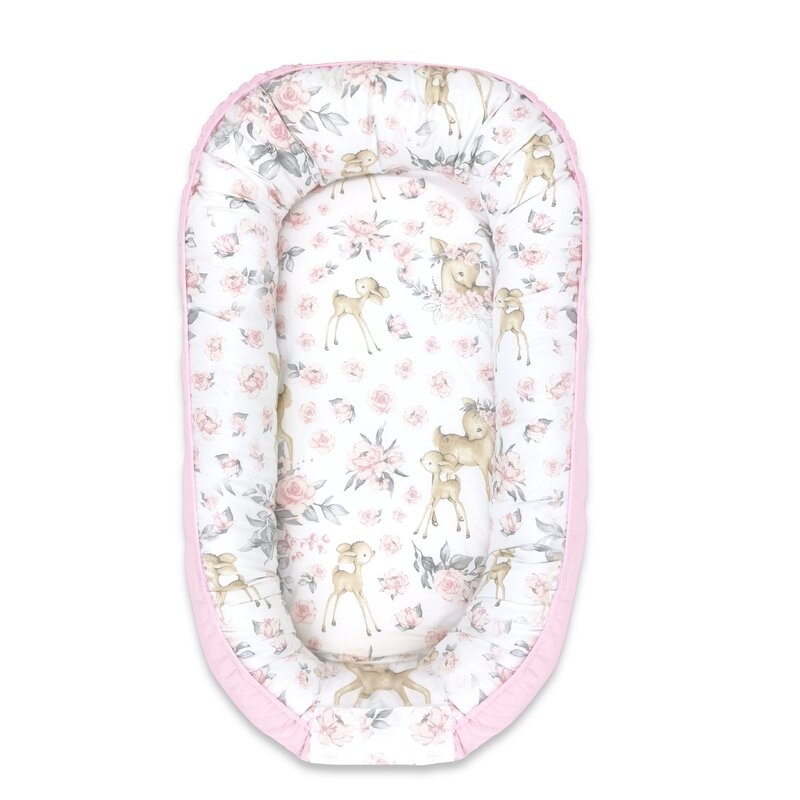 MimiNu - Cosulet bebelus pentru dormit, Baby Nest 105x66 cm, Velvet Sweet Deer Pink MimiNu - Cosulet bebelus pentru dormit, Baby Nest 105x66 cm, Velvet Sweet Deer Pink