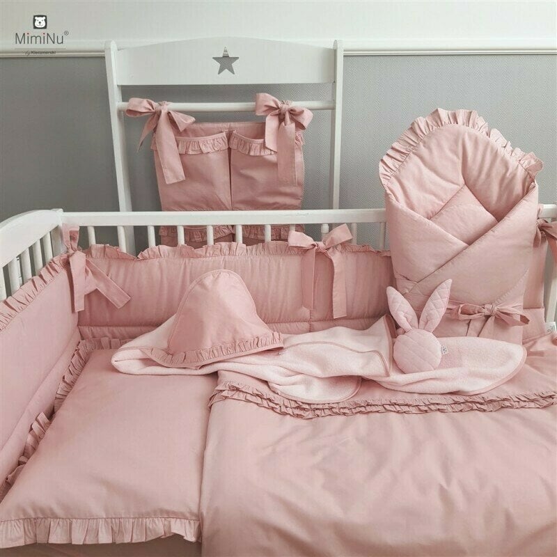 MimiNu - Set lenjerie patut 5 piese, Cu volanase, Cu pilota si perna, Din bumbac, Pentru patut 120x60 cm, Colectia Royal, Powder Pink MimiNu - Set lenjerie patut 5 piese, Cu volanase, Cu pilota si perna, Din bumbac, Pentru patut 120x60 cm, Colectia Royal, Powder Pink