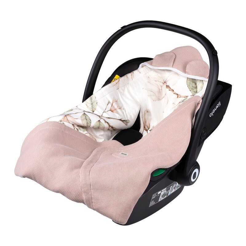 Paturica de infasat, Lionelo, Pentru scoica auto, carucior si landou, Cu multiple utilizari, Cu inchidere arici velcro, Dimensiune 90x90 cm, Din bumbac, TOG 2.5, 12-18 luni, Bej Paturica de infasat, Lionelo, Pentru scoica auto, carucior si landou, Cu multiple utilizari, Cu inchidere arici velcro, Dimensiune 90x90 cm, Din bumbac, TOG 2.5, 12-18 luni, Bej