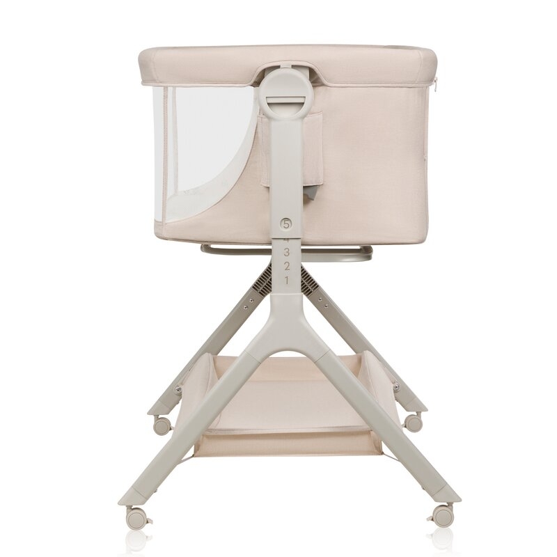 Patut co-sleeper, Lionelo, Leonie Plus, Pliabil, Cu sistem de leganare, Cu setare unghiulara, Reglabil in 6 pozitii pe inaltime, Conform cu standardele europeane de securitate EN1130 si EN16890, Bej Patut co-sleeper, Lionelo, Leonie Plus, Pliabil, Cu sistem de leganare, Cu setare unghiulara, Reglabil in 6 pozitii pe inaltime, Conform cu standardele europeane de securitate EN1130 si EN16890, Bej