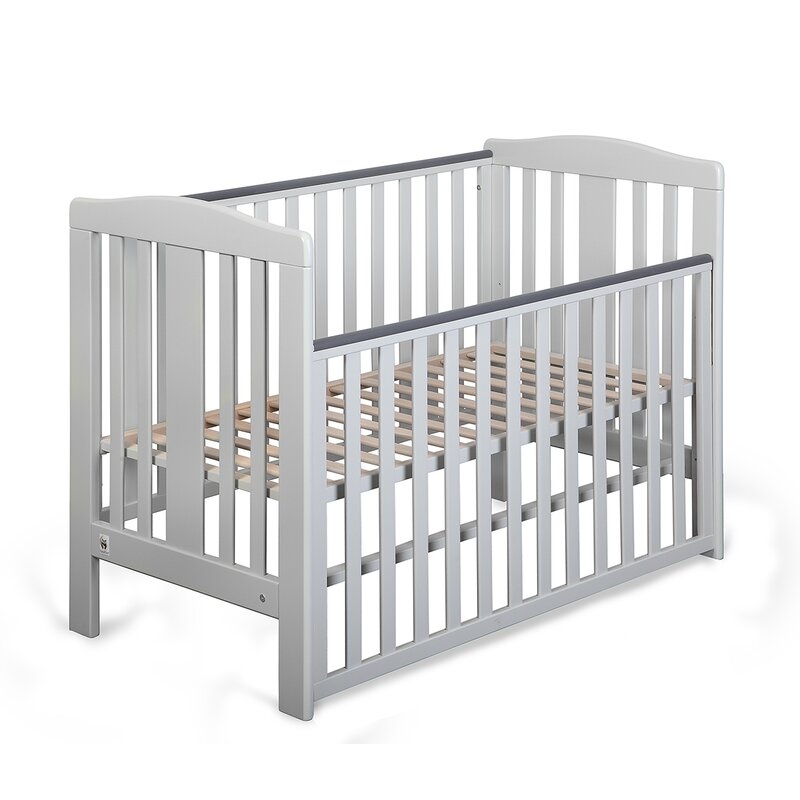 Patut cu laterala culisanta YappyQu din lemn de mesteacan, Cu sina speciala pentru dentitie, Suport pentru saltea reglabil, YappyKids, 120x60 cm, Gri Patut cu laterala culisanta YappyQu din lemn de mesteacan, Cu sina speciala pentru dentitie, Suport pentru saltea reglabil, YappyKids, 120x60 cm, Gri
