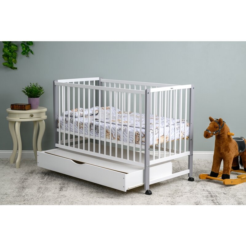 Patut din lemn bebe, 120x60 cm, Cu sertar cu capac, Din lemn de pin si mdf, Stabil si rezistent, Inaltime saltea reglabila pe 3 nivele, Laterala cu 3 bete detasabile, EN716-1, EN716-2, Alb, Qmini, Maya + Saltea 8 cm Patut din lemn bebe, 120x60 cm, Cu sertar cu capac, Din lemn de pin si mdf, Stabil si rezistent, Inaltime saltea reglabila pe 3 nivele, Laterala cu 3 bete detasabile, EN716-1, EN716-2, Alb, Qmini, Maya + Saltea 8 cm