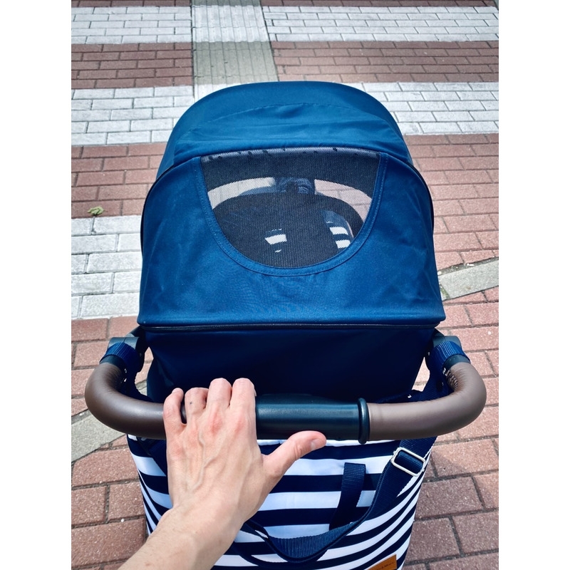 Petite&Mars - Carucior sport, Royal, Include husa pentru scaun, husa pentru picioare, geanta pentru scutece si capotina extensibila, Cu fereastra, Impermeabila, Cu SPF 50, Aluminiu, 0-22 kg, 111 x 57 x 86 cm, Ocean Blue Petite&Mars - Carucior sport, Royal, Include husa pentru scaun, husa pentru picioare, geanta pentru scutece si capotina extensibila, Cu fereastra, Impermeabila, Cu SPF 50, Aluminiu, 0-22 kg, 111 x 57 x 86 cm, Ocean Blue