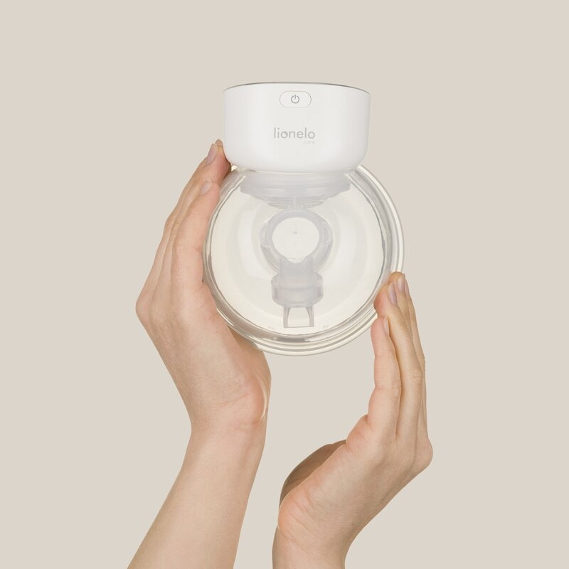 Pompa de san, Lionelo, Fidi Free Simple, Portabila, Cu accesorii, Hands-free, 9 functii de masaj, Functie de pauza, Capacitate 180 ml, Alb Pompa de san, Lionelo, Fidi Free Simple, Portabila, Cu accesorii, Hands-free, 9 functii de masaj, Functie de pauza, Capacitate 180 ml, Alb