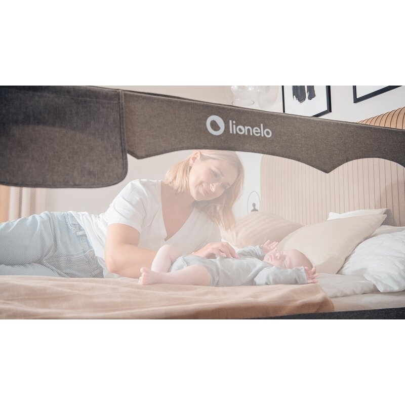 Protectie laterala pat, Lionelo, Hanna, Cu buzunar accesorii, 150x66 cm, Conform cu standardul european de securitate BS7072, Bej Protectie laterala pat, Lionelo, Hanna, Cu buzunar accesorii, 150x66 cm, Conform cu standardul european de securitate BS7072, Bej