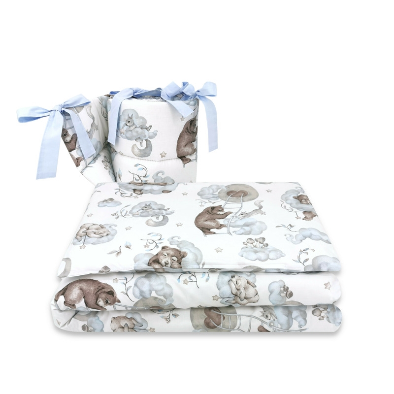 Qmini - Lenjerie patut 3 piese, Cu protectie laterala, Din bumbac certificat Oeko Tex Standard 100, Pentru patut 120x60 cm, Teddy Bear and Friends Blue Qmini - Lenjerie patut 3 piese, Cu protectie laterala, Din bumbac certificat Oeko Tex Standard 100, Pentru patut 120x60 cm, Teddy Bear and Friends Blue