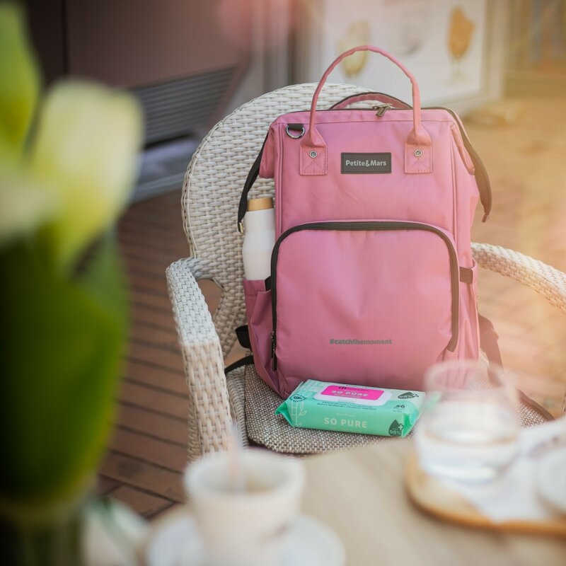 Rucsac pentru mamici, Petite&Mars, Jack, Cu 11 compartimente, Cu buzunare termice, Saltea de infasat inclusa, 30 x 42 x 15 cm, Dusty Rose Rucsac pentru mamici, Petite&Mars, Jack, Cu 11 compartimente, Cu buzunare termice, Saltea de infasat inclusa, 30 x 42 x 15 cm, Dusty Rose