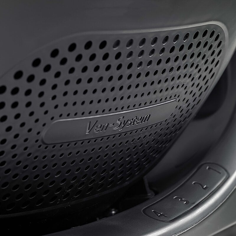 Scaun auto, Be Cool, Wagon I-Size, Rotire 360 grade, 40 - 150 cm, 0 - 36 kg, Cu Isofix si picior stabilizator, Cu protectie laterala de siguranta, Conform cu standardul european de securitate ECE R129, Carbon Scaun auto, Be Cool, Wagon I-Size, Rotire 360 grade, 40 - 150 cm, 0 - 36 kg, Cu Isofix si picior stabilizator, Cu protectie laterala de siguranta, Conform cu standardul european de securitate ECE R129, Carbon