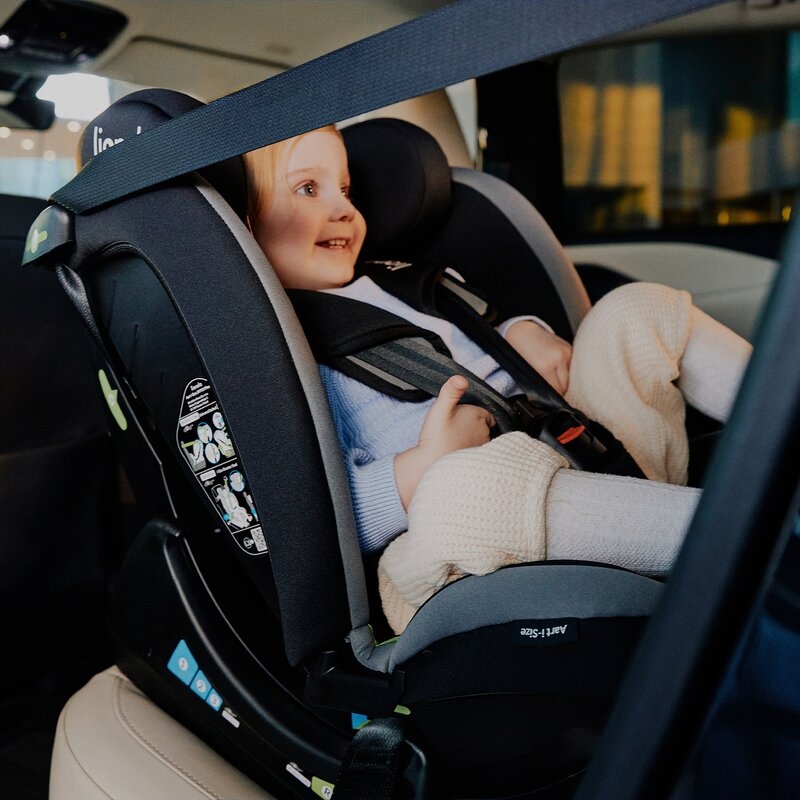 Scaun auto, Lionelo, Aart i-Size, Cu spatar inclinabil in 4 pozitii, Cu tetiera reglabila in 13 pozitii, 0-36 Kg, 40-150 cm, Cu centura siguranta in 3 puncte, Conform cu ECE R129/03, Gri Scaun auto, Lionelo, Aart i-Size, Cu spatar inclinabil in 4 pozitii, Cu tetiera reglabila in 13 pozitii, 0-36 Kg, 40-150 cm, Cu centura siguranta in 3 puncte, Conform cu ECE R129/03, Gri