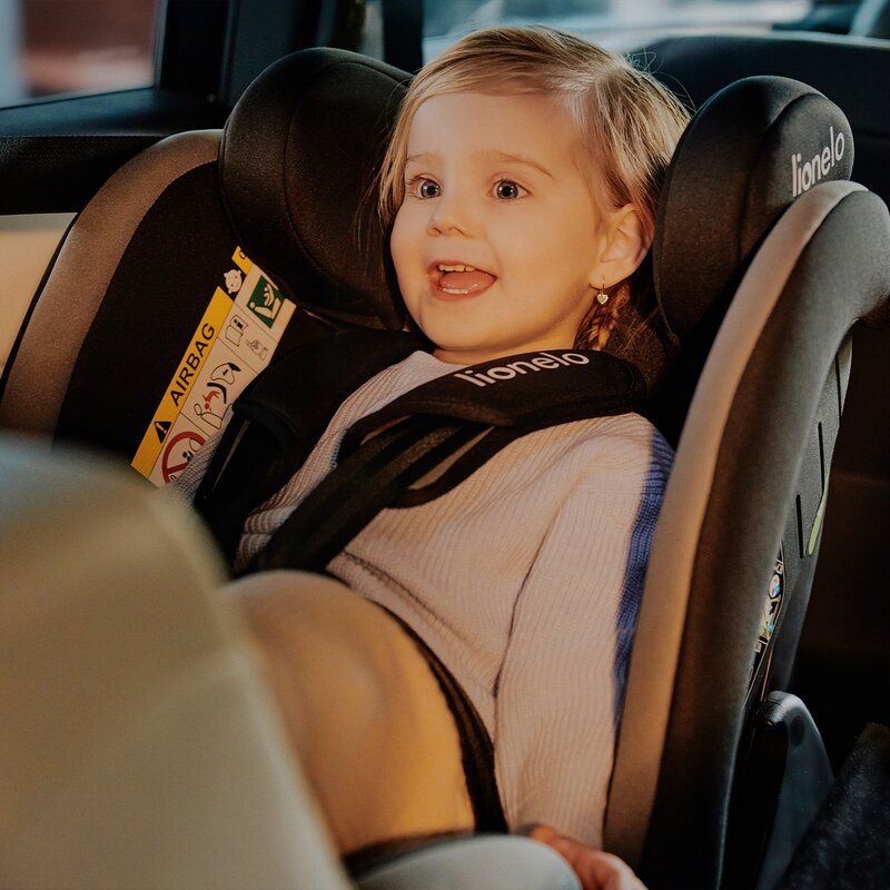 Scaun auto, Lionelo, Aart i-Size, Cu spatar inclinabil in 4 pozitii, Cu tetiera reglabila in 13 pozitii, 0-36 Kg, 40-150 cm, Cu centura siguranta in 3 puncte, Conform cu ECE R129/03, Gri Scaun auto, Lionelo, Aart i-Size, Cu spatar inclinabil in 4 pozitii, Cu tetiera reglabila in 13 pozitii, 0-36 Kg, 40-150 cm, Cu centura siguranta in 3 puncte, Conform cu ECE R129/03, Gri