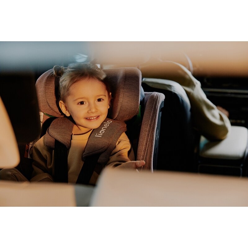 Scaun auto, Lionelo, Harmony i-Size, Rotire 360 grade, Protectie laterala, Cu spatar reglabil in 5 pozitii, Cu tetiera reglabila in 12 pozitii, 0-36 Kg, 40-150 cm, Cu Isofix, Husa din bambus, Conform cu ECE R129, Negru Scaun auto, Lionelo, Harmony i-Size, Rotire 360 grade, Protectie laterala, Cu spatar reglabil in 5 pozitii, Cu tetiera reglabila in 12 pozitii, 0-36 Kg, 40-150 cm, Cu Isofix, Husa din bambus, Conform cu ECE R129, Negru
