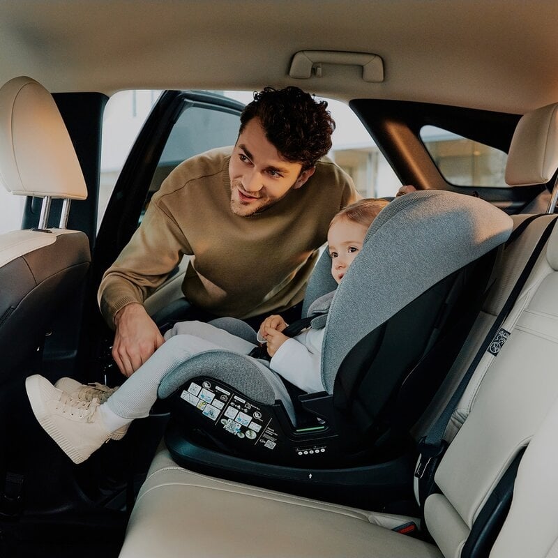 Scaun auto, Lionelo, Lavender I-size, Isofix, Cu centura TopTether, Cu spatar inclinabil in 5 pozitii, Cu tetiera reglabila in 13 pozitii, Instalare cu fata inainte, 9-36 Kg, 76-150 cm, Conform cu ECE R129, Gri Scaun auto, Lionelo, Lavender I-size, Isofix, Cu centura TopTether, Cu spatar inclinabil in 5 pozitii, Cu tetiera reglabila in 13 pozitii, Instalare cu fata inainte, 9-36 Kg, 76-150 cm, Conform cu ECE R129, Gri
