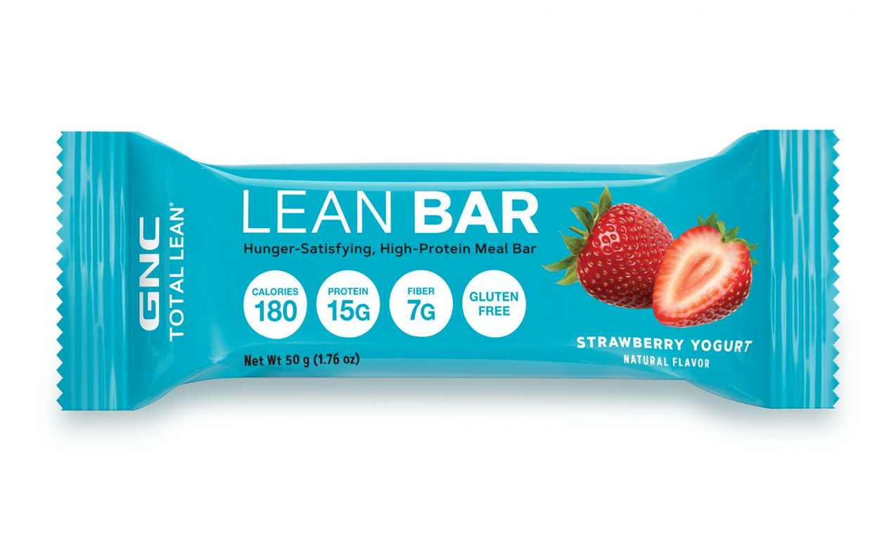 GNC - Total Lean Baton Proteic cu Fibre cu aroma de iaurt si capsuni 50 g GNC - Total Lean Baton Proteic cu Fibre cu aroma de iaurt si capsuni 50 g