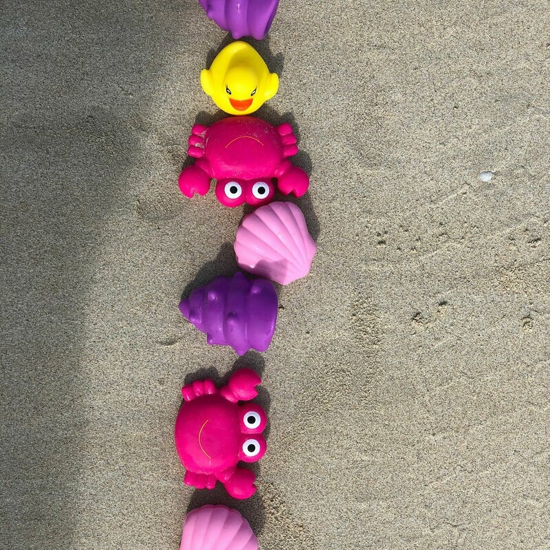 Set 7 animalute de baie, Fara gauri, Cu gentuta pentru transport, Fara BPA, Floating Sea Friends, Playgro, Pink Set 7 animalute de baie, Fara gauri, Cu gentuta pentru transport, Fara BPA, Floating Sea Friends, Playgro, Pink