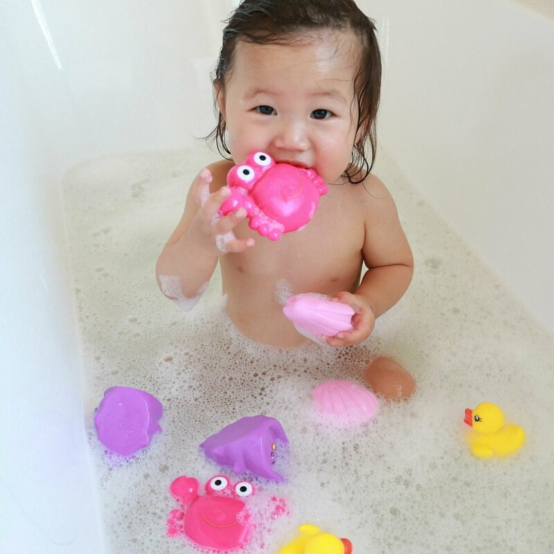 Set 7 animalute de baie, Fara gauri, Cu gentuta pentru transport, Fara BPA, Floating Sea Friends, Playgro, Pink Set 7 animalute de baie, Fara gauri, Cu gentuta pentru transport, Fara BPA, Floating Sea Friends, Playgro, Pink