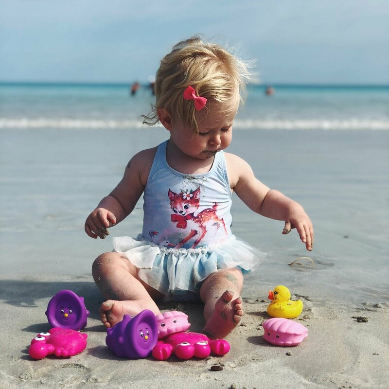 Set 7 animalute de baie, Fara gauri, Cu gentuta pentru transport, Fara BPA, Floating Sea Friends, Playgro, Pink Set 7 animalute de baie, Fara gauri, Cu gentuta pentru transport, Fara BPA, Floating Sea Friends, Playgro, Pink