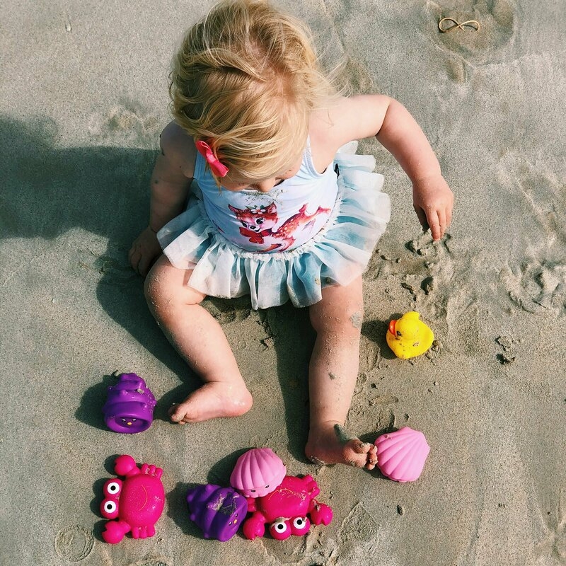 Set 7 animalute de baie, Fara gauri, Cu gentuta pentru transport, Fara BPA, Floating Sea Friends, Playgro, Pink Set 7 animalute de baie, Fara gauri, Cu gentuta pentru transport, Fara BPA, Floating Sea Friends, Playgro, Pink