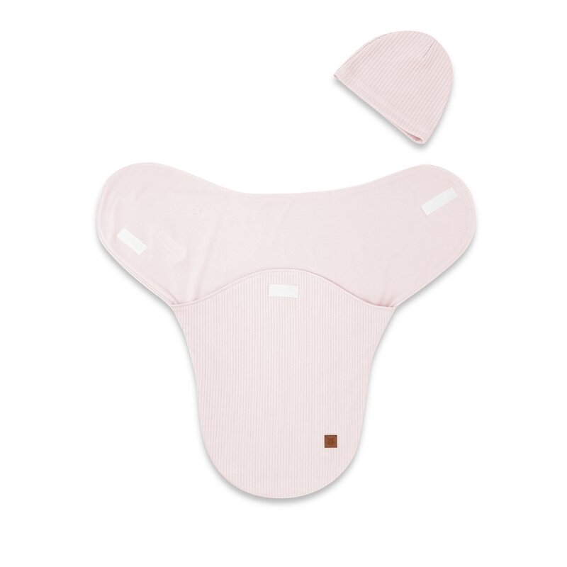 Sistem de infasare si caciulita, MimiNu, Pentru bebe, 0 - 3 luni, Din bumbac certificat Oeko Tex Standard 100, Soft Powdery Pink Sistem de infasare si caciulita, MimiNu, Pentru bebe, 0 - 3 luni, Din bumbac certificat Oeko Tex Standard 100, Soft Powdery Pink