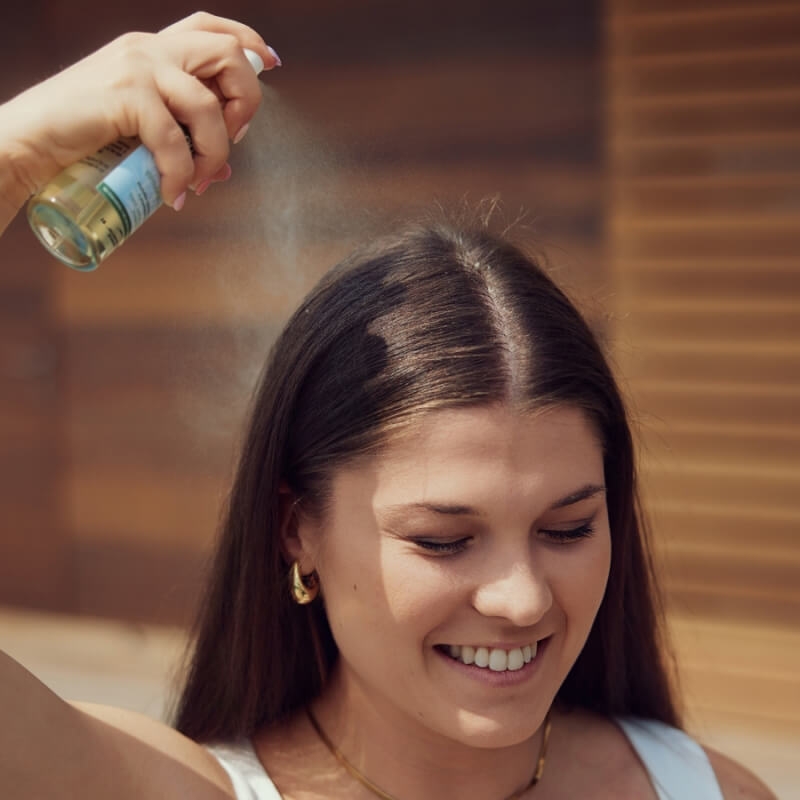 Spray Pentru Par Cu Apa De Rozmarin, 100 ml, Naturavit Spray Pentru Par Cu Apa De Rozmarin, 100 ml, Naturavit