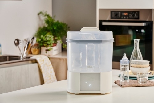 Sterilizator electric digital cu uscator pentru biberoane si accesorii mici +0 luni, Chicco Sterilizator electric digital cu uscator pentru biberoane si accesorii mici +0 luni, Chicco