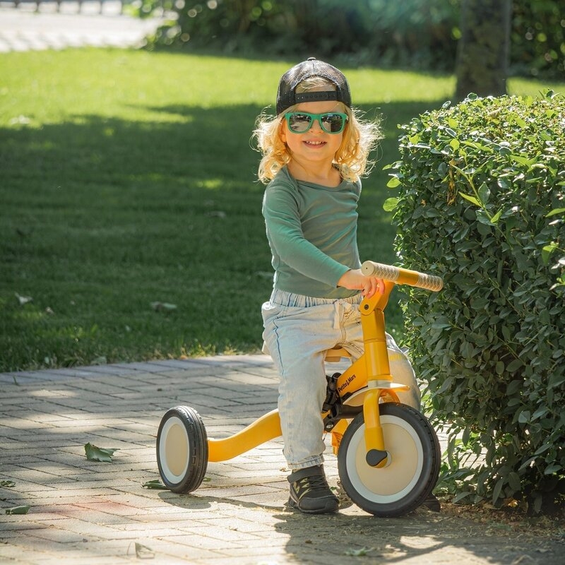 Tricicleta, Petite&Mars, Turbo, 5 in 1, Multifunctionala, Vehicul de impins, Bicicleta cu/fara pedale, Cu maner de ghidaj, Detasabil, Roti din cauciuc, Pana la 25 kg, 1.5-5 ani, Albastru Tricicleta, Petite&Mars, Turbo, 5 in 1, Multifunctionala, Vehicul de impins, Bicicleta cu/fara pedale, Cu maner de ghidaj, Detasabil, Roti din cauciuc, Pana la 25 kg, 1.5-5 ani, Albastru