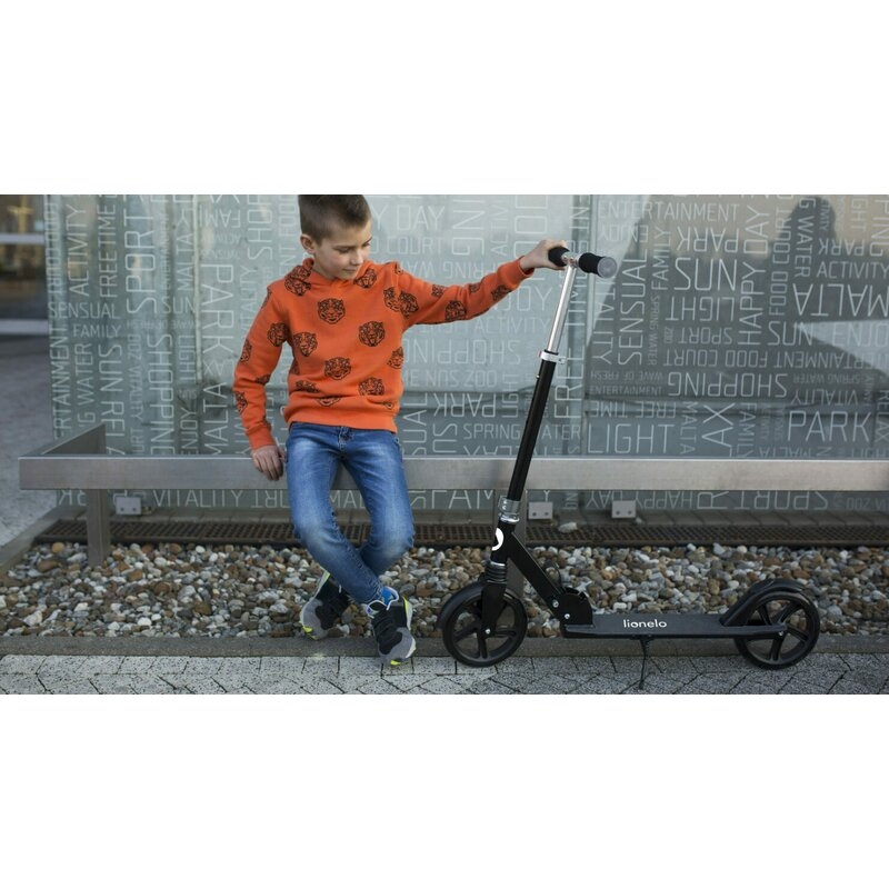 Trotineta, Lionelo, Luca, Pentru copii sau adulti, Ultrapliabila, Pana la 100 Kg, Conform cu standardul european de securitate EN14619, Roz Trotineta, Lionelo, Luca, Pentru copii sau adulti, Ultrapliabila, Pana la 100 Kg, Conform cu standardul european de securitate EN14619, Roz
