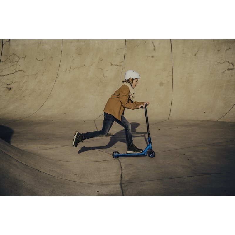 Trotineta, Lionelo, Whizz, Pentru Acrobatii, Rulmenti ABEC-9, Sistemul de compresie IHC 9, 20 - 100 kg, Conform cu standardul european de securitate EN14619, Multicolor Trotineta, Lionelo, Whizz, Pentru Acrobatii, Rulmenti ABEC-9, Sistemul de compresie IHC 9, 20 - 100 kg, Conform cu standardul european de securitate EN14619, Multicolor